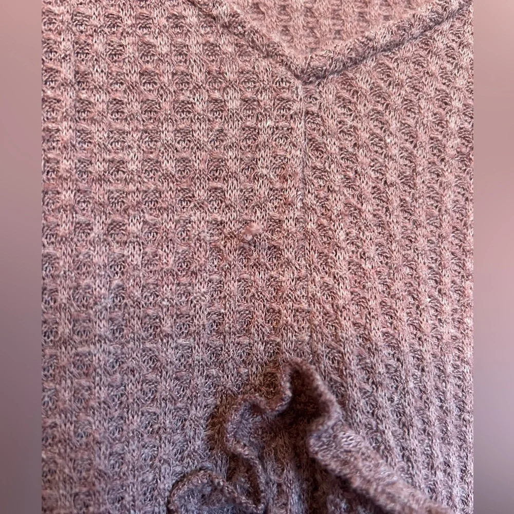 Boutique Peplum Waffle Knit Shirt Mauve - Picture 4 of 4